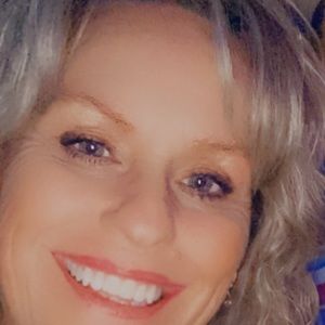 Meet your Posher, Jeni